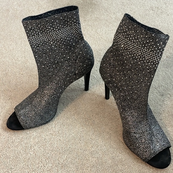 preowned INC open toe heels. Size 8 /2. Gently used. No box - Picture 2 of 4